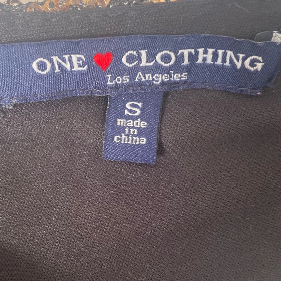 One  Clothing women gold sequins sleeveless mini lined dress. Size S. Used. - Picture 10 of 11